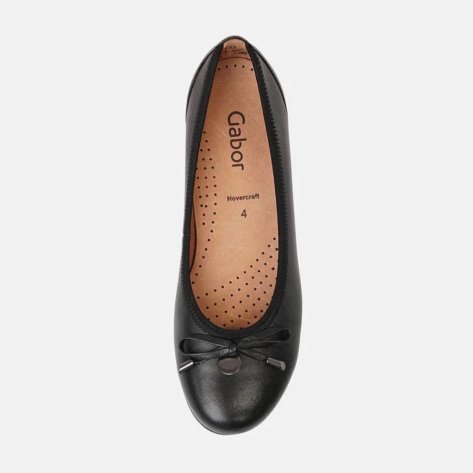 Erna Black Leather Ballet Flats