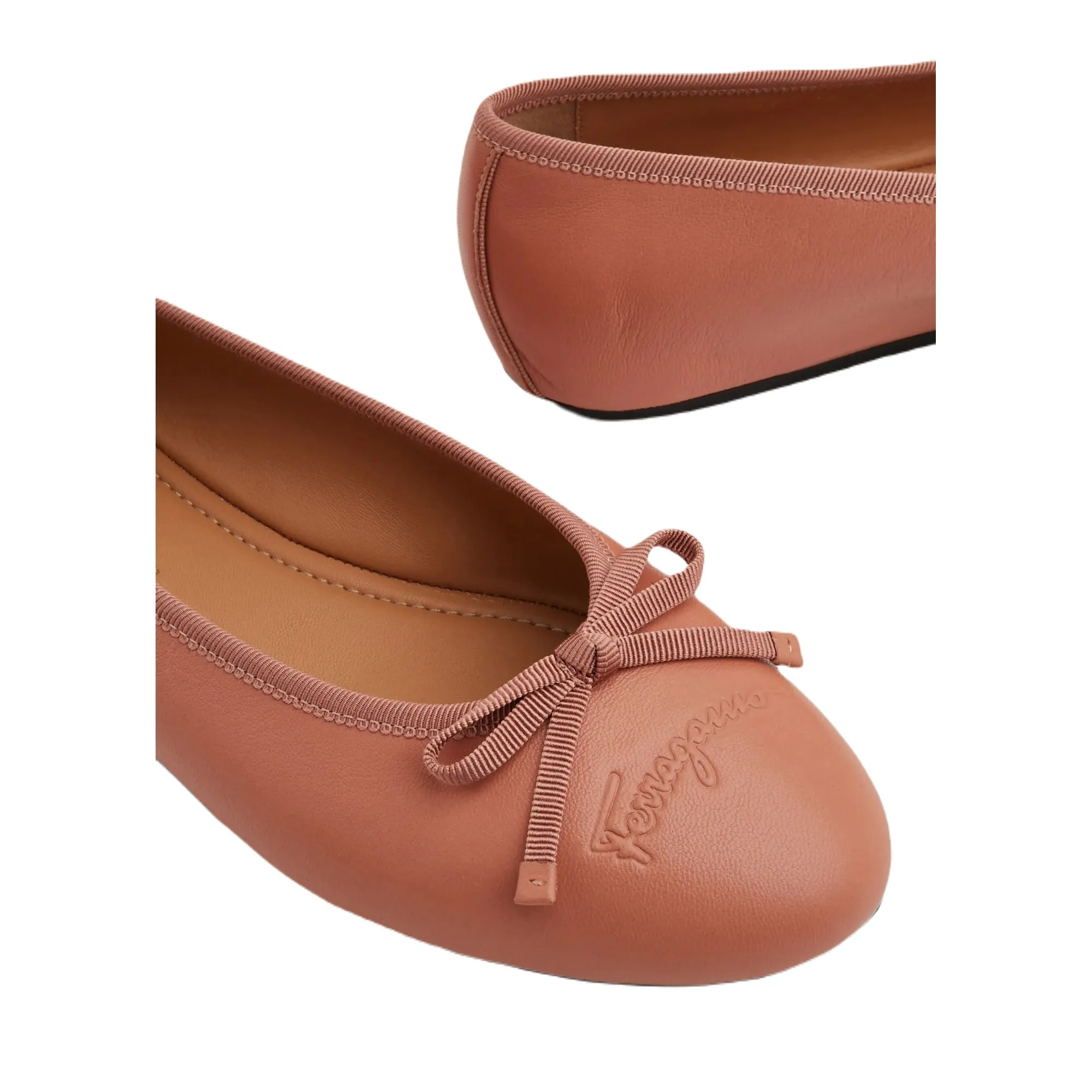 Ferragamo Ballerina Women's Ballets Beige