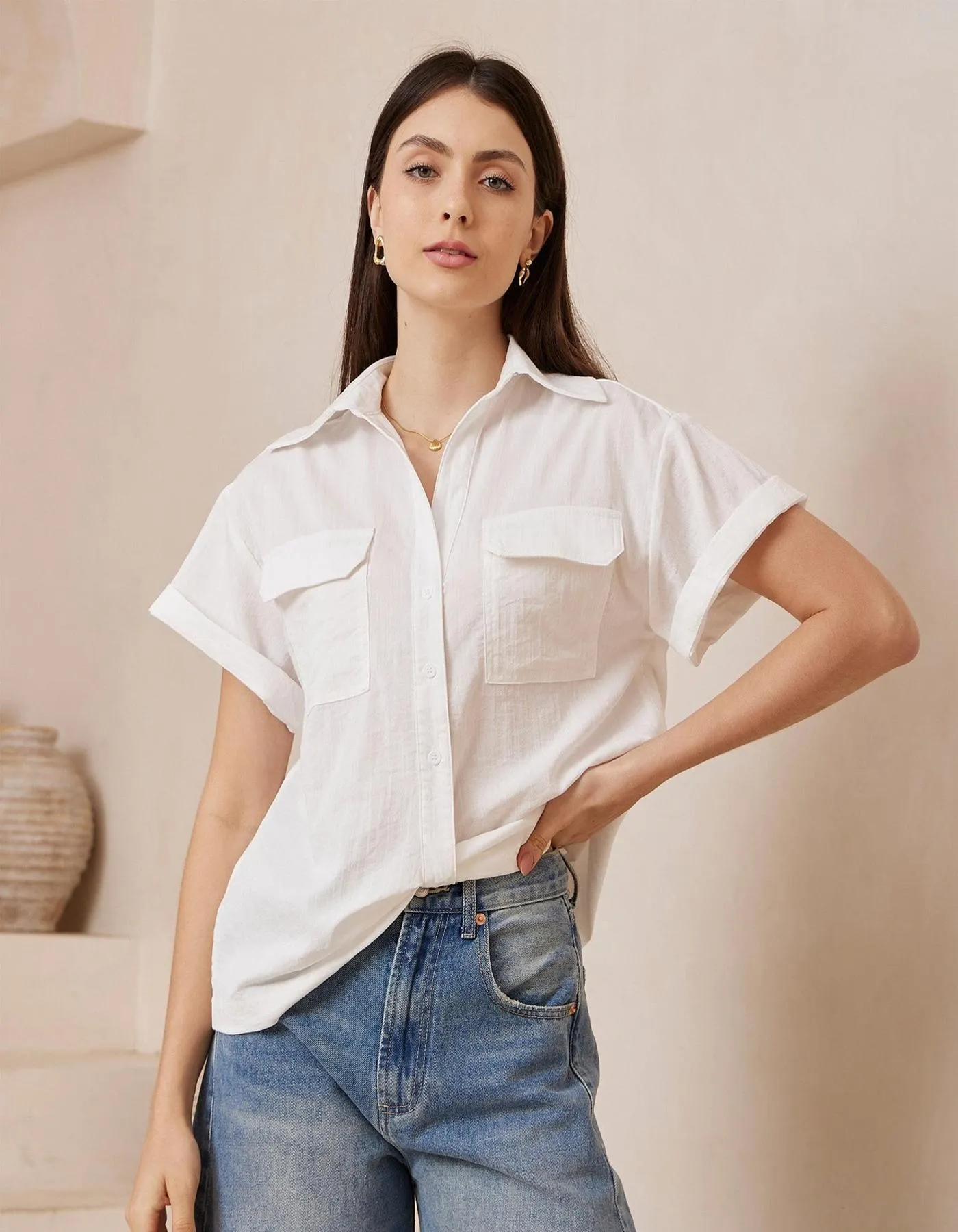 Melia Scoop Front Short Sleeve Shirt in White